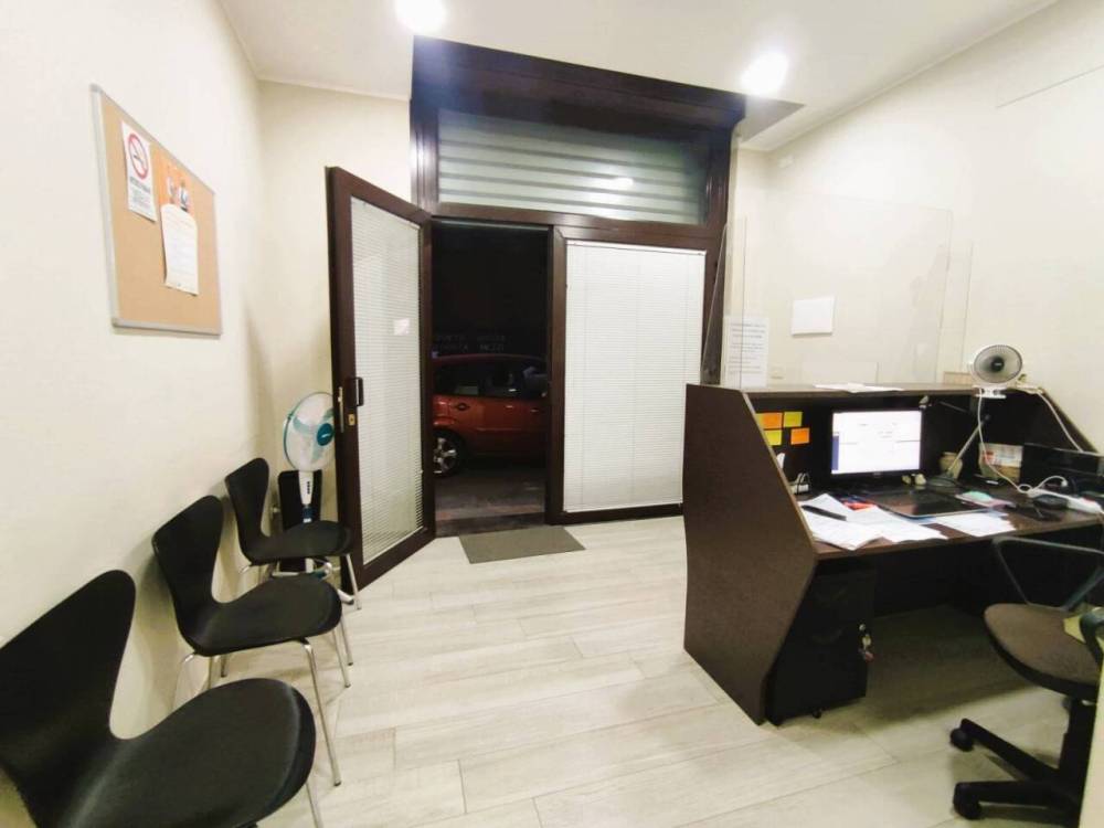 ufficio in affitto a Misterbianco in zona Lineri / Montepalma