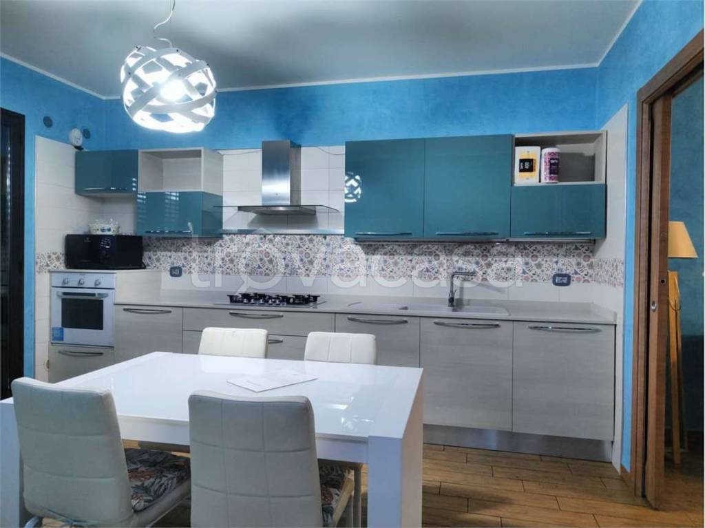 casa indipendente in affitto a Misterbianco