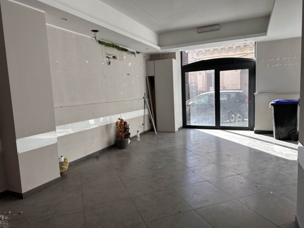 locale commerciale in affitto a Misterbianco in zona Centro Città