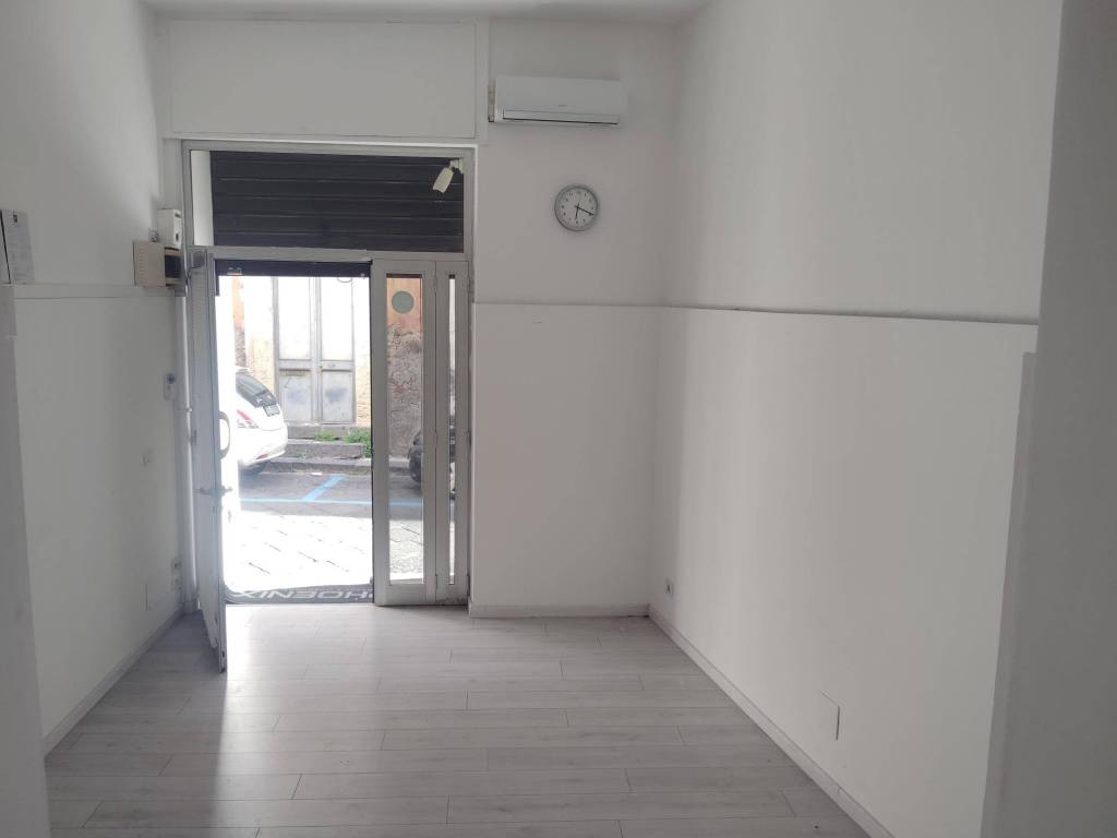 negozio in affitto a Misterbianco