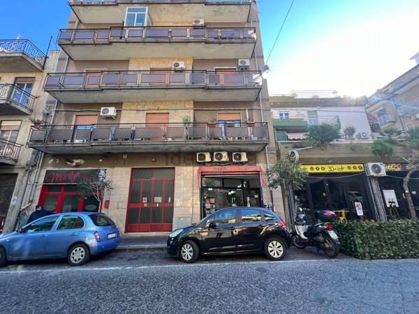 negozio in affitto a Misterbianco in zona Centro Città