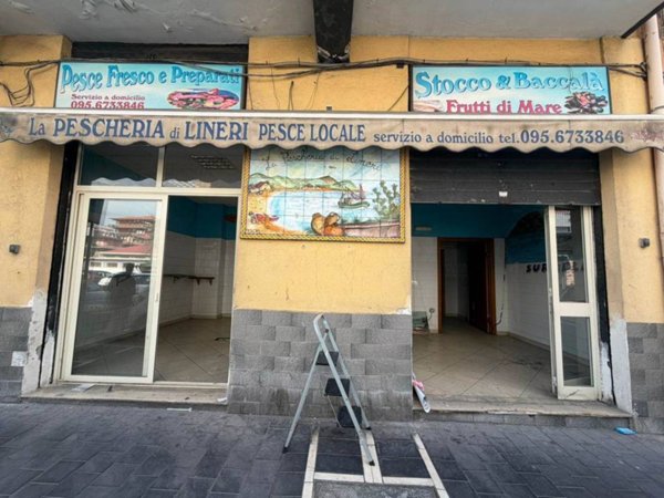 negozio in affitto a Misterbianco