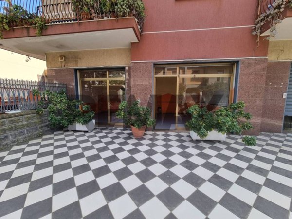 negozio in affitto a Misterbianco