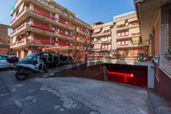 negozio in affitto a Misterbianco