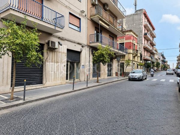 negozio in affitto a Misterbianco in zona Centro Città