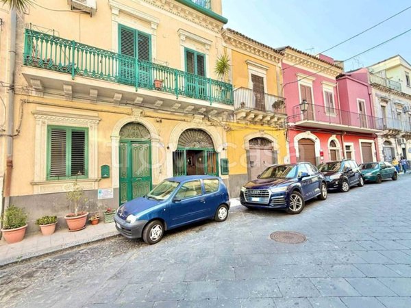 trivano in affitto a Motta Sant'Anastasia in zona Centro Storico