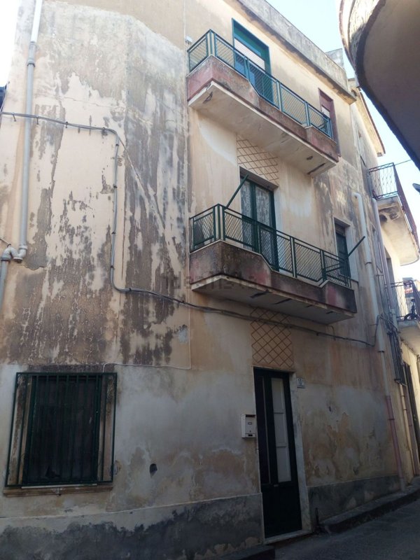 casa indipendente in affitto a Motta Sant'Anastasia