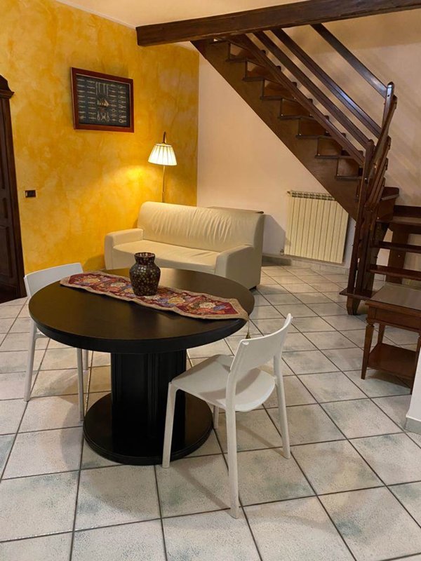 casa indipendente in affitto a Motta Sant'Anastasia