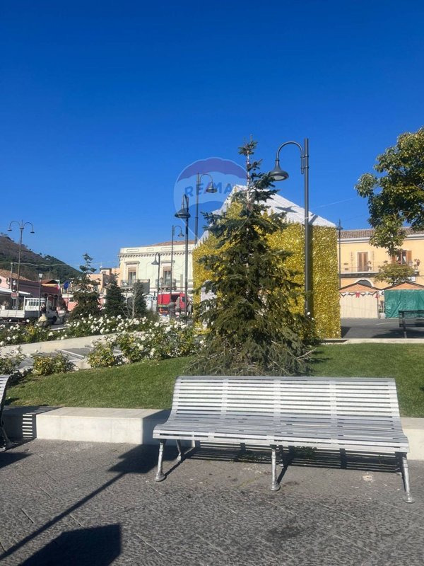 negozio in affitto a Nicolosi