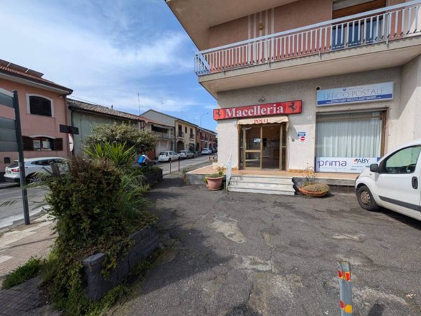 negozio in affitto a Nicolosi