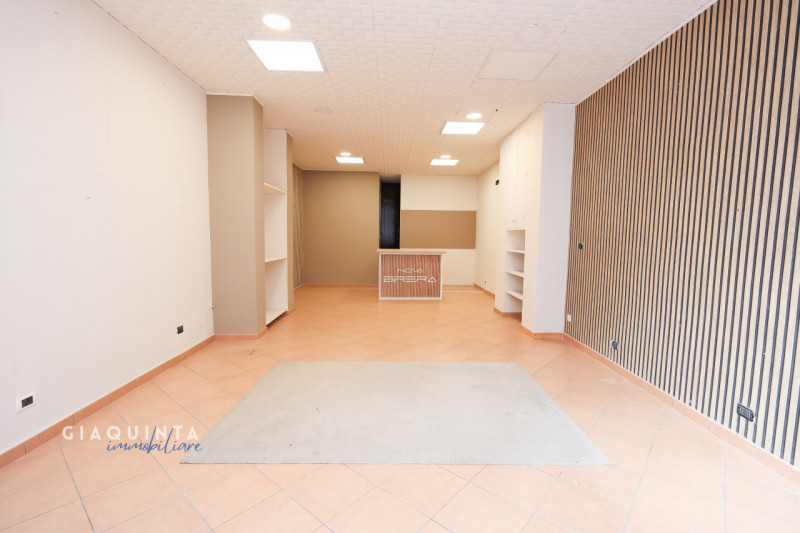 negozio in affitto a Palagonia