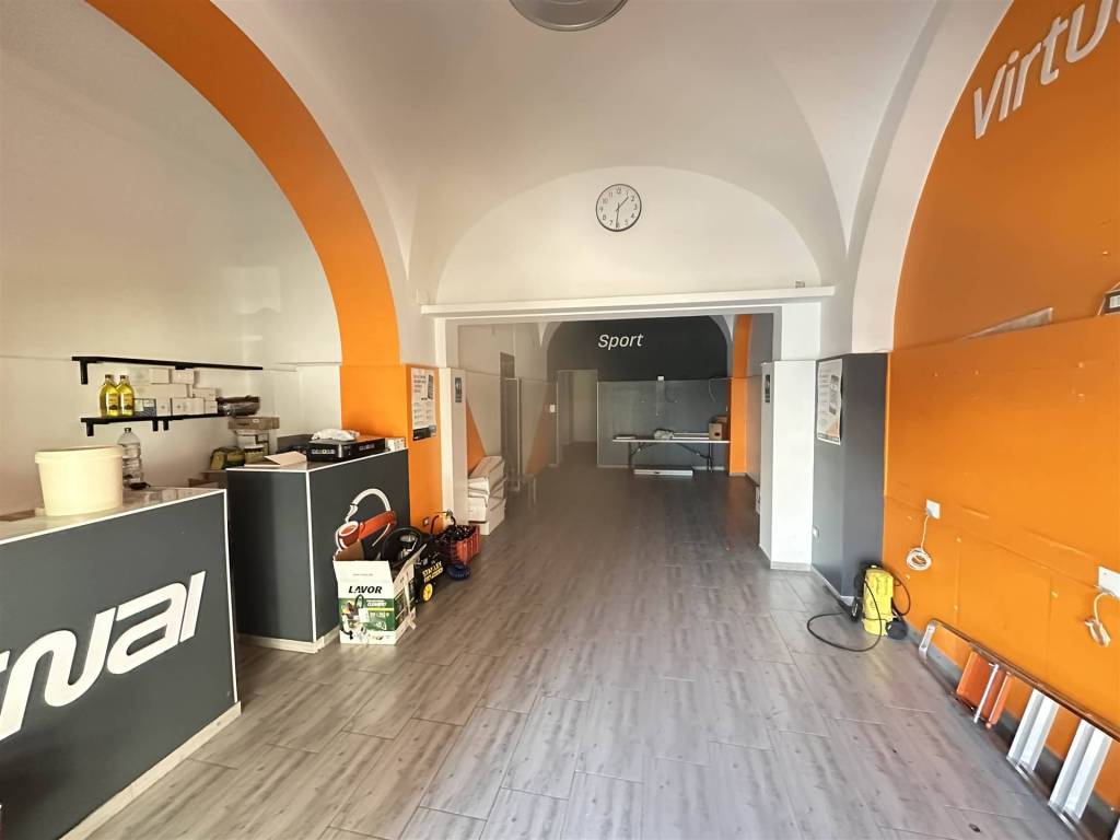 negozio in affitto a Paternò