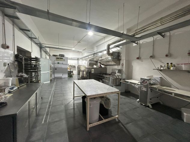 negozio in affitto a Paternò