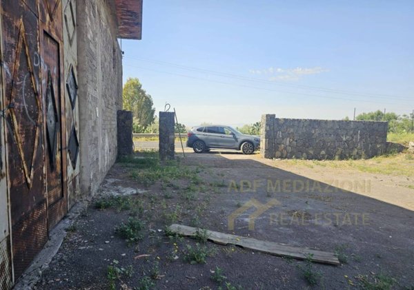 casa semindipendente in affitto a Paternò