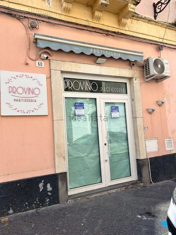 locale commerciale in affitto a Paternò in zona Centro Storico