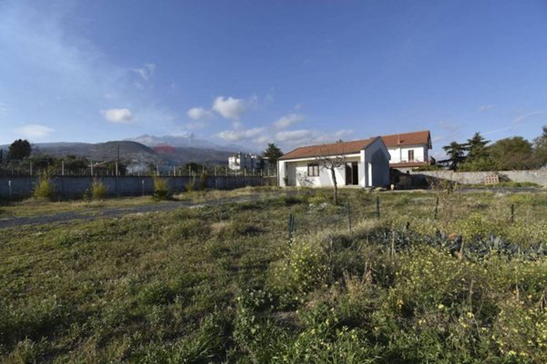 casa indipendente in affitto a Paternò