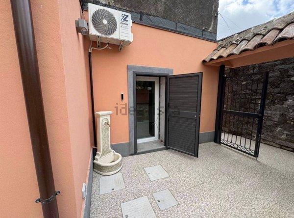 appartamento in affitto a Pedara