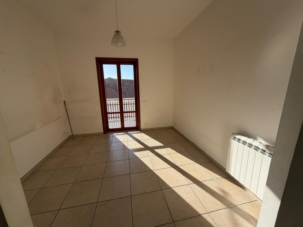 appartamento in affitto a Pedara in zona Tarderia