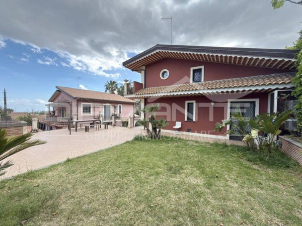 casa indipendente in affitto a Pedara in zona Tarderia