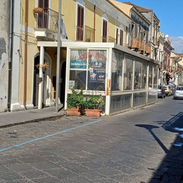 negozio in affitto a Riposto