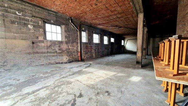 locale di sgombero in affitto a Riposto