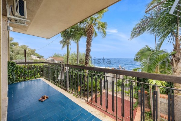 appartamento in affitto a Riposto