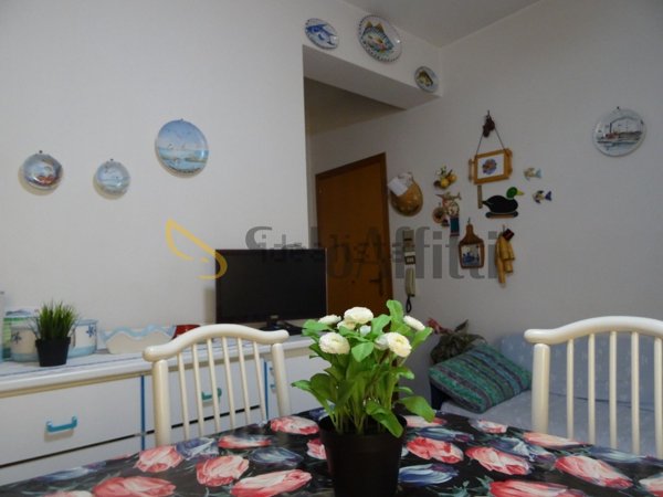 appartamento in affitto a Riposto in zona Torre Archirafi