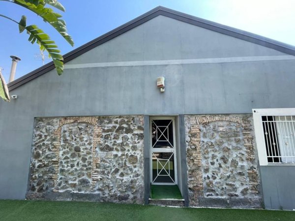 casa indipendente in affitto a San Giovanni la Punta