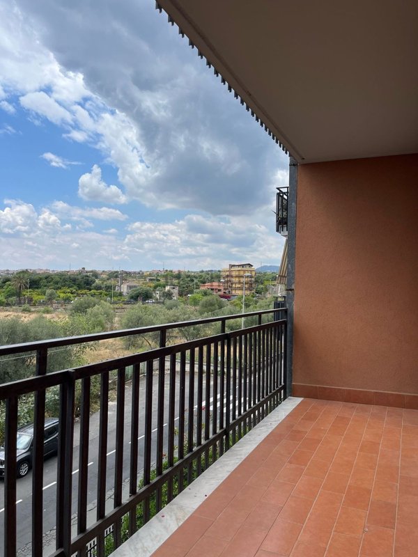 ufficio in affitto a San Giovanni la Punta in zona Trappeto