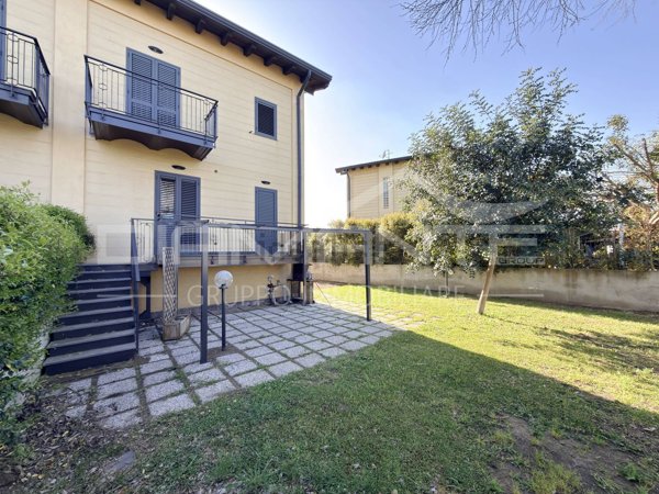 casa indipendente in affitto a San Giovanni la Punta