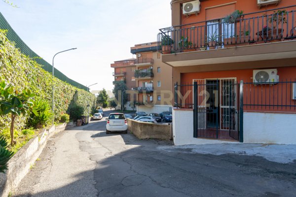 appartamento in affitto a San Giovanni la Punta in zona Trappeto