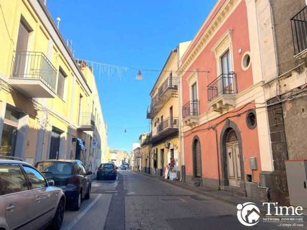 negozio in affitto a San Gregorio di Catania