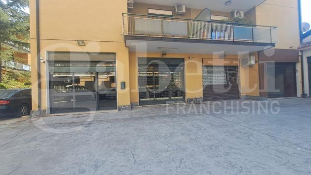 negozio in affitto a Sant'Agata li Battiati
