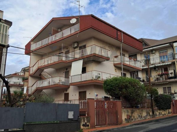 appartamento in affitto a Sant'Agata li Battiati