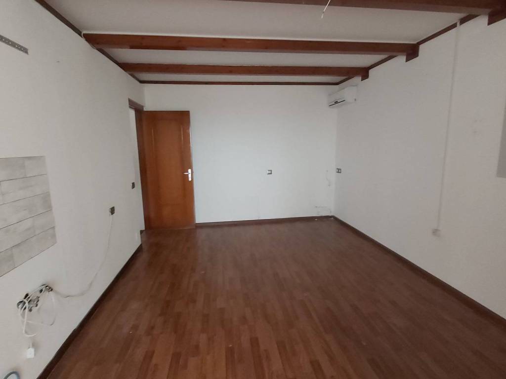 appartamento in affitto a Sant'Agata li Battiati