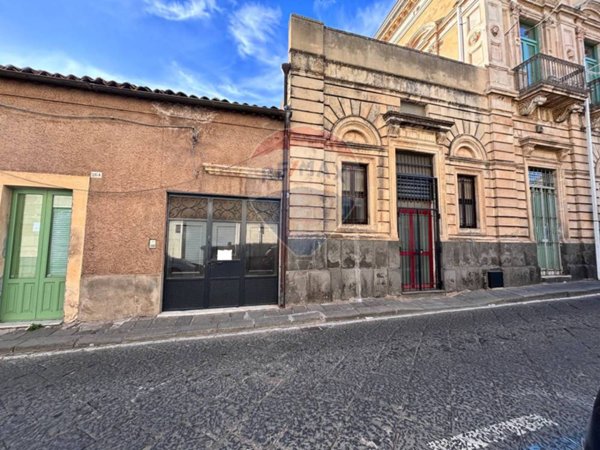 locale commerciale in affitto a Santa Maria di Licodia