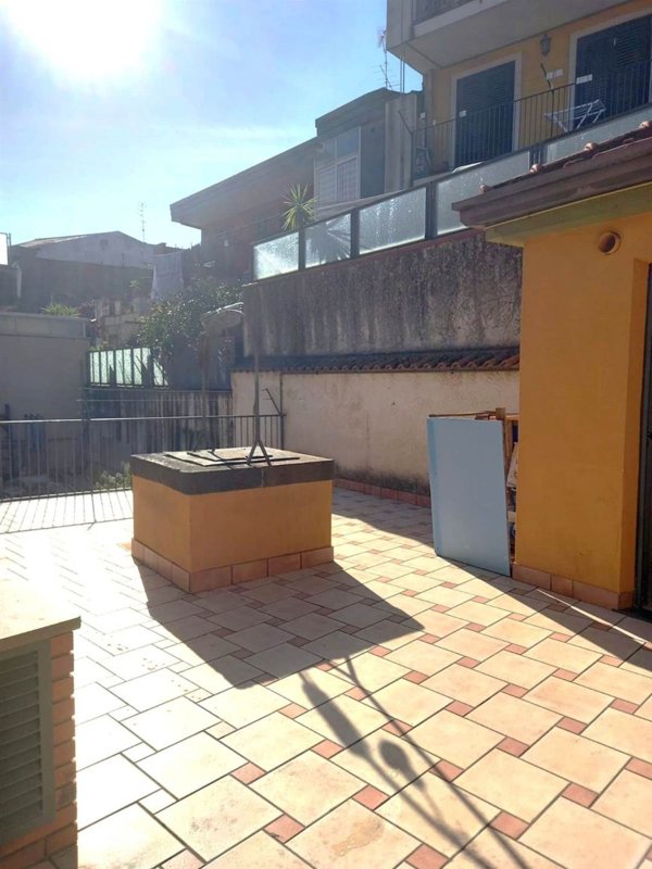 appartamento in affitto a Santa Venerina