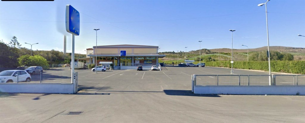 locale commerciale in affitto a Scordia