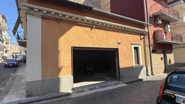 appartamento in affitto a Scordia