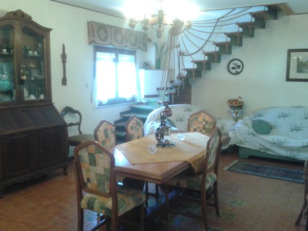 casa indipendente in affitto a Trecastagni