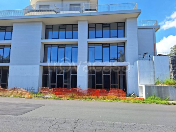 locale commerciale in affitto a Trecastagni