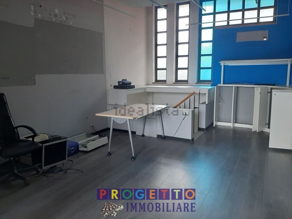 locale commerciale in affitto a Trecastagni