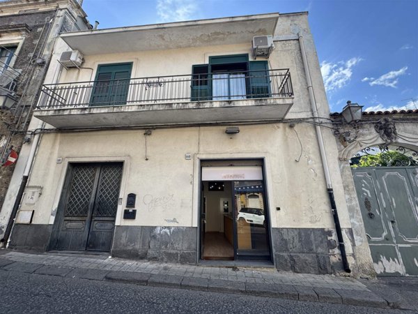 negozio in affitto a Trecastagni