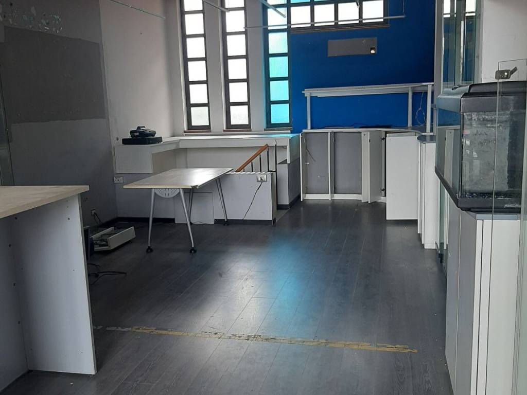 negozio in affitto a Trecastagni