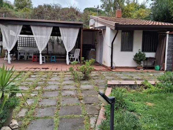 appartamento in affitto a Trecastagni