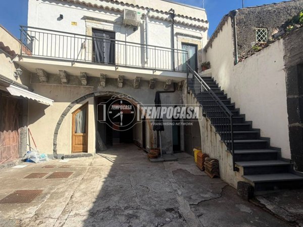 appartamento in affitto a Trecastagni