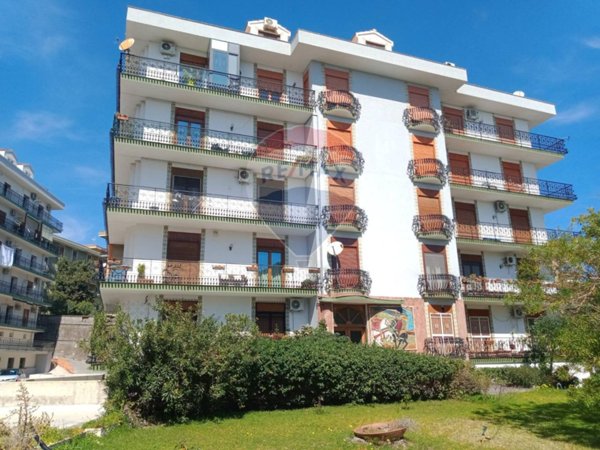 appartamento in affitto a Tremestieri Etneo in zona Canalicchio