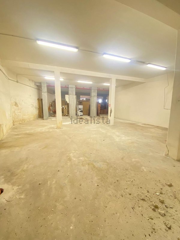 negozio in affitto a Tremestieri Etneo