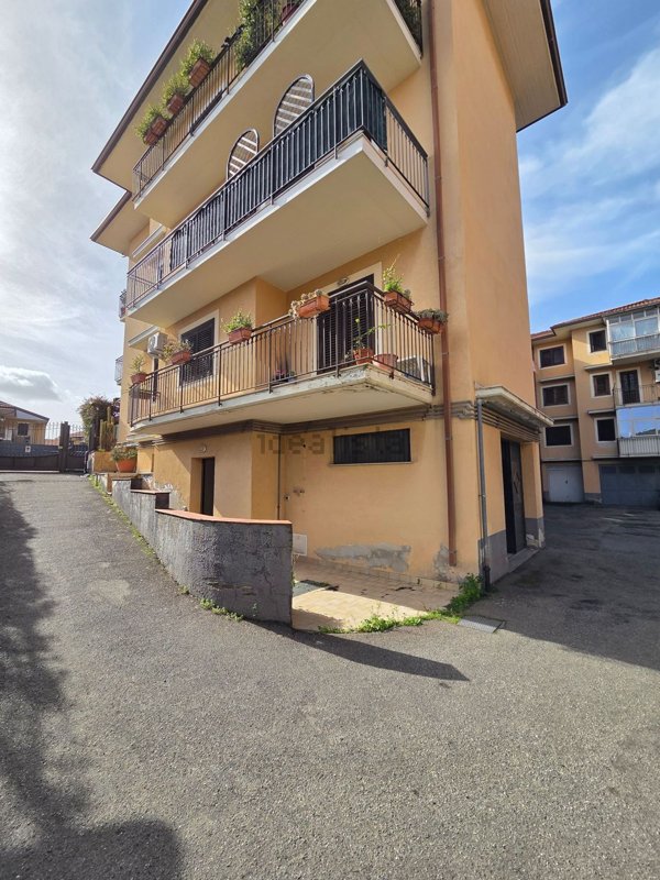 ufficio in affitto a Tremestieri Etneo