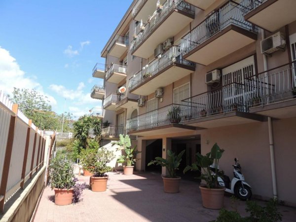 appartamento in affitto a Tremestieri Etneo in zona Canalicchio